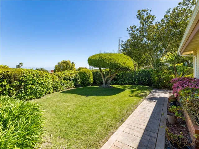 26915 Grayslake Road, Rancho Palos Verdes, California 90275