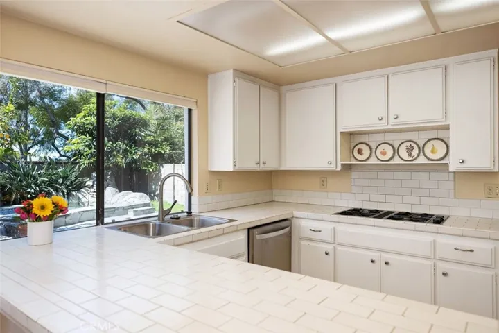 Wraparound kitchen.