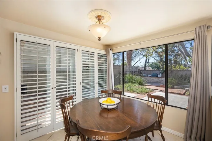 Breakfast nook.