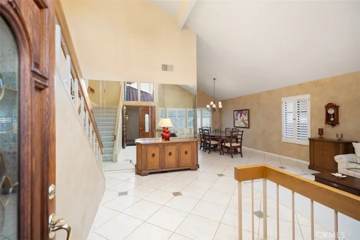 Double-door entry.
