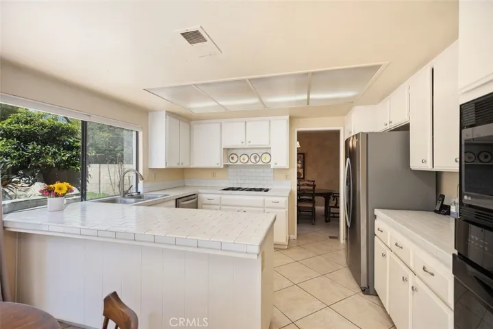 Wraparound kitchen.