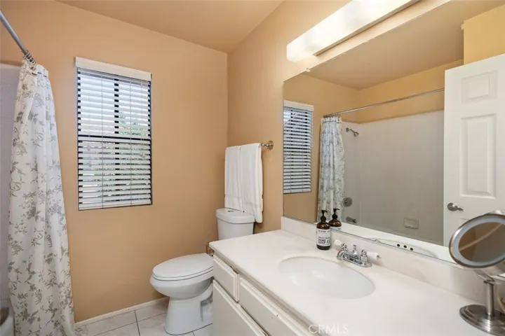 Upstairs hallway bathroom.