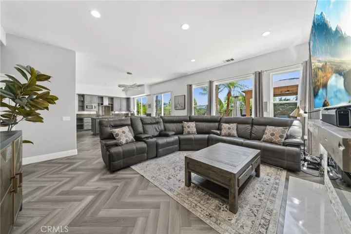 32 Segada, Rancho Santa Margarita, California 92688