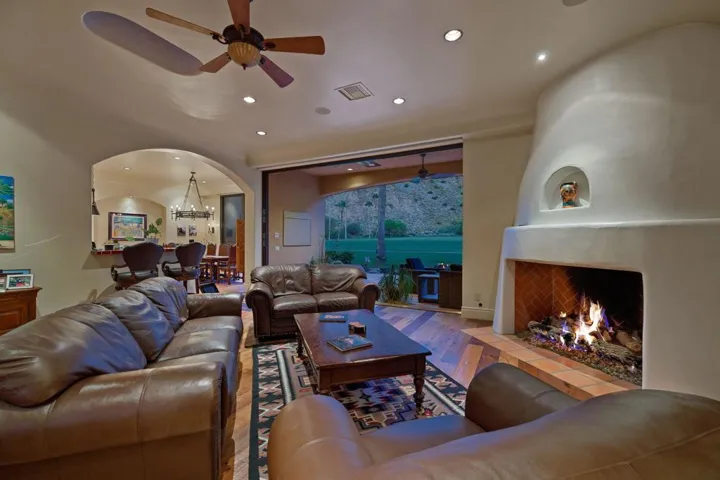 44-web-or-mls-2H8A2717