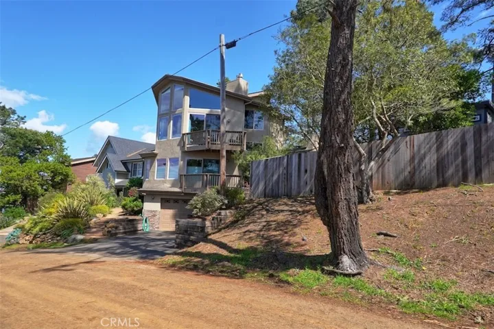 1350 Richard Avenue, Cambria, California 93428