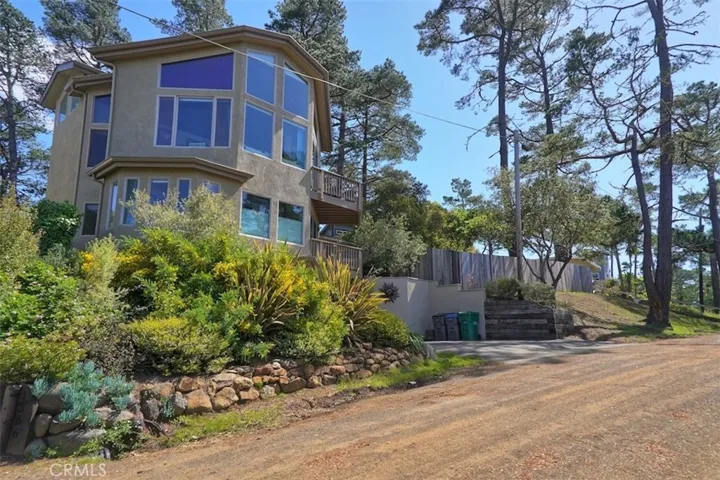 1350 Richard Avenue, Cambria, California 93428
