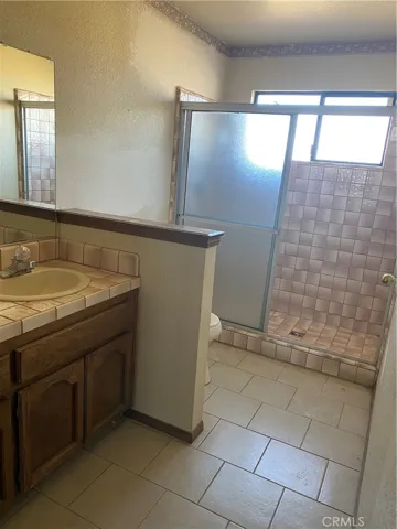 18675 Arrowhead Trail, Victorville, California 92395
