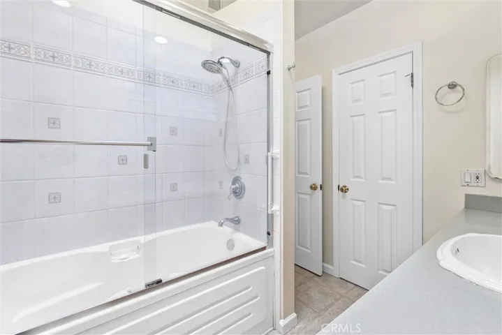 320 N Enrose Avenue, San Pedro, California 90732
