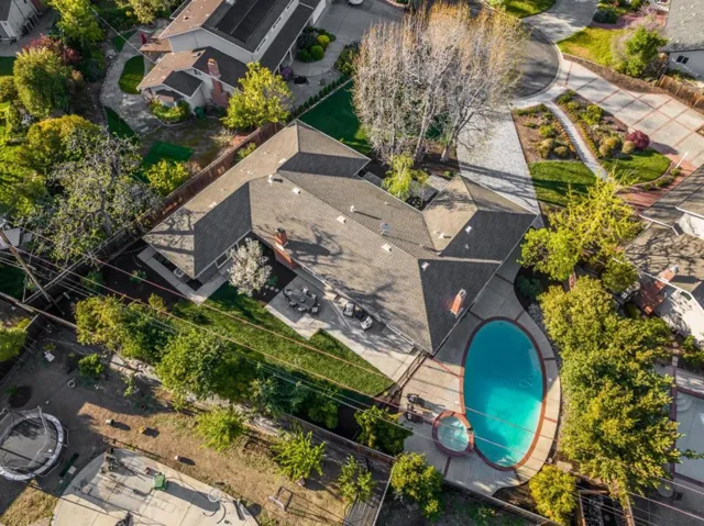 20392 Manoa Court, Saratoga, California 95070