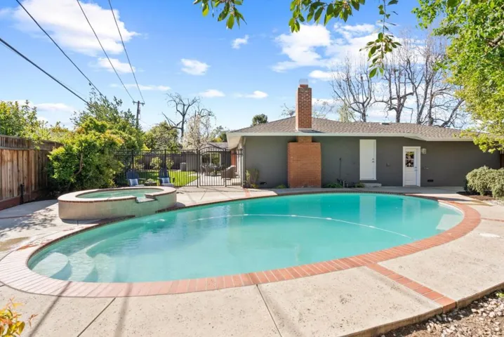 20392 Manoa Court, Saratoga, California 95070
