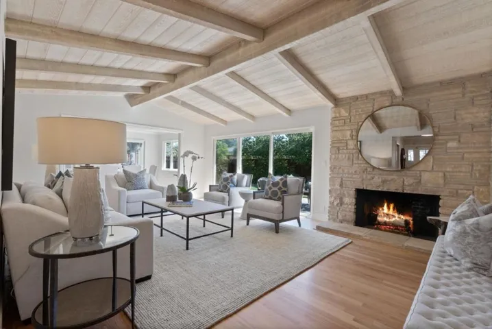 20392 Manoa Court, Saratoga, California 95070