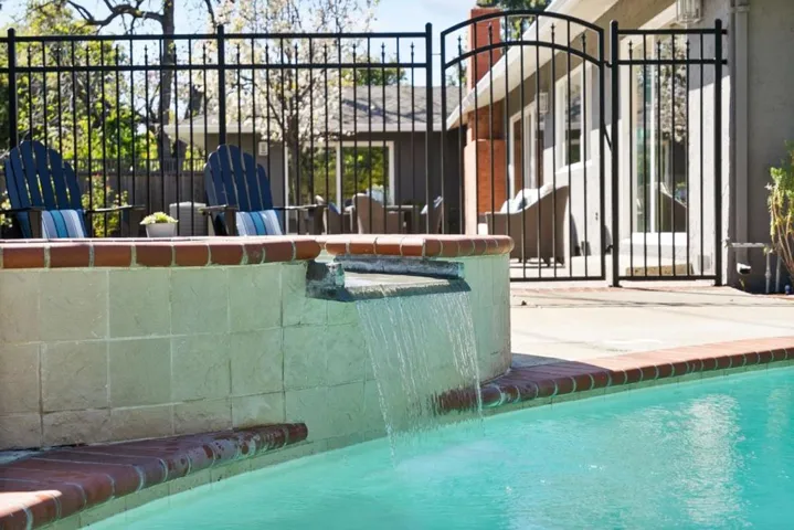 20392 Manoa Court, Saratoga, California 95070
