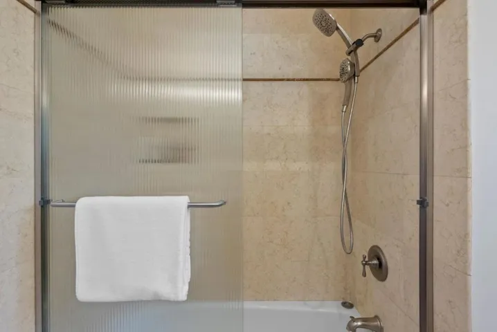 20392 Manoa Court, Saratoga, California 95070