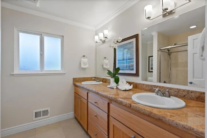 20392 Manoa Court, Saratoga, California 95070