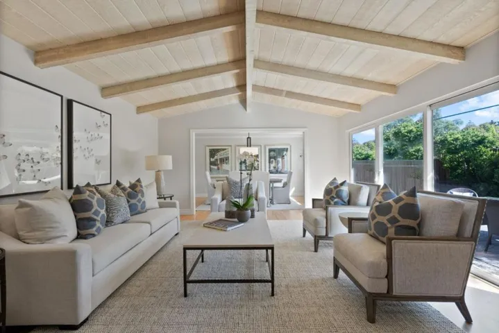 20392 Manoa Court, Saratoga, California 95070