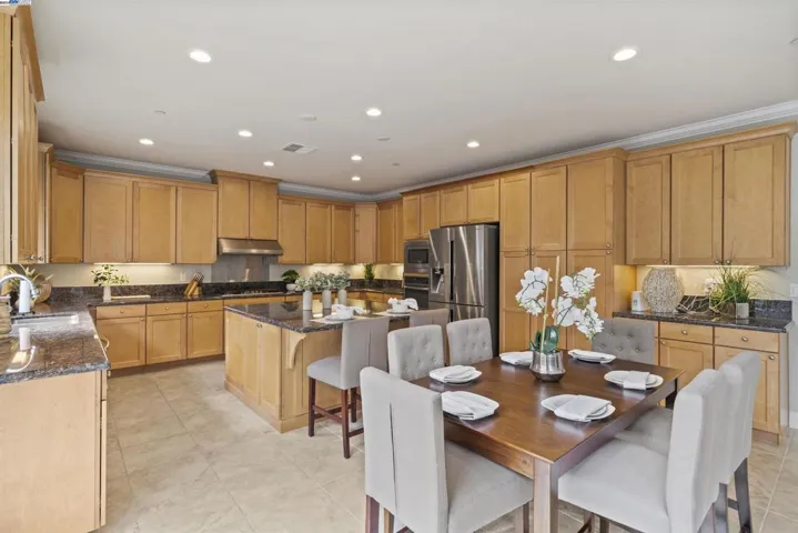 7906 Golden Springs Lane, Vallejo, California 94591