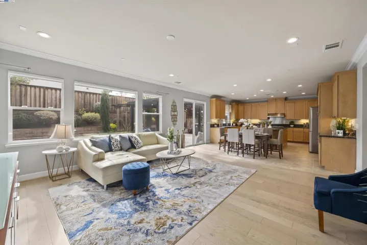 7906 Golden Springs Lane, Vallejo, California 94591