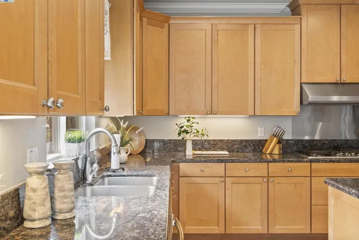7906 Golden Springs Lane, Vallejo, California 94591