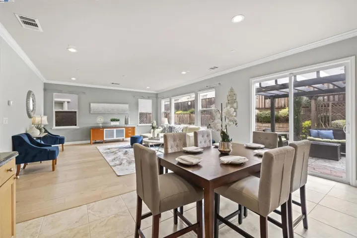 7906 Golden Springs Lane, Vallejo, California 94591