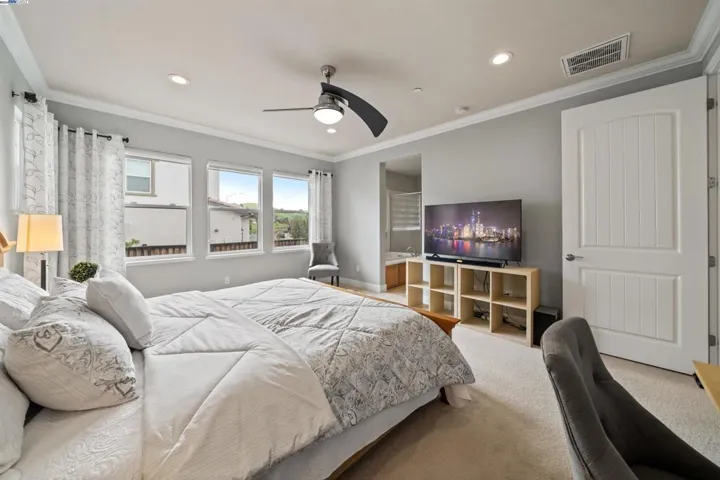 7906 Golden Springs Lane, Vallejo, California 94591