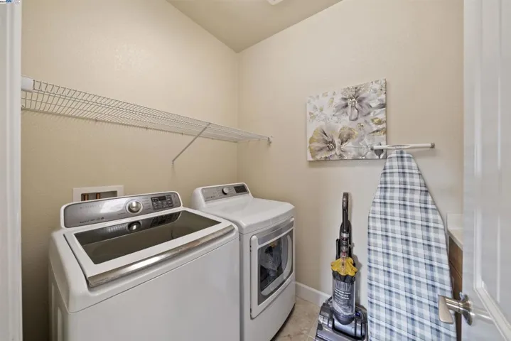 7906 Golden Springs Lane, Vallejo, California 94591