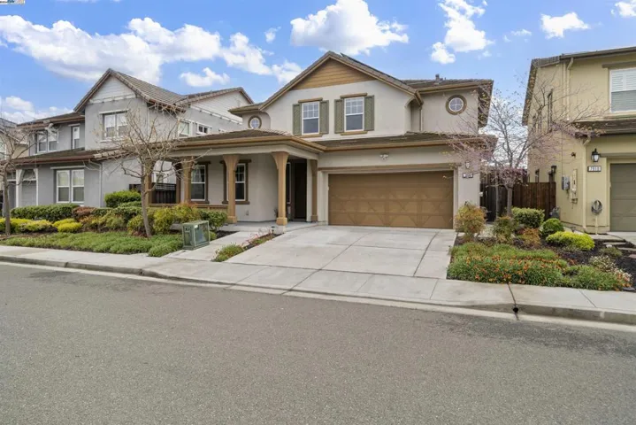 7906 Golden Springs Lane, Vallejo, California 94591