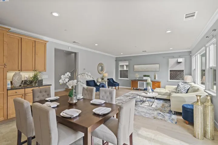 7906 Golden Springs Lane, Vallejo, California 94591