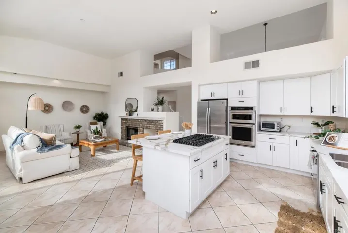 1427 Woodhaven Drive, Oceanside, California 92056