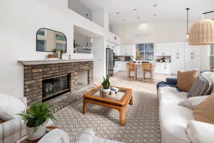 1427 Woodhaven Drive, Oceanside, California 92056