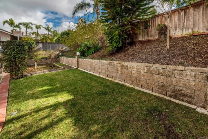 1427 Woodhaven Drive, Oceanside, California 92056