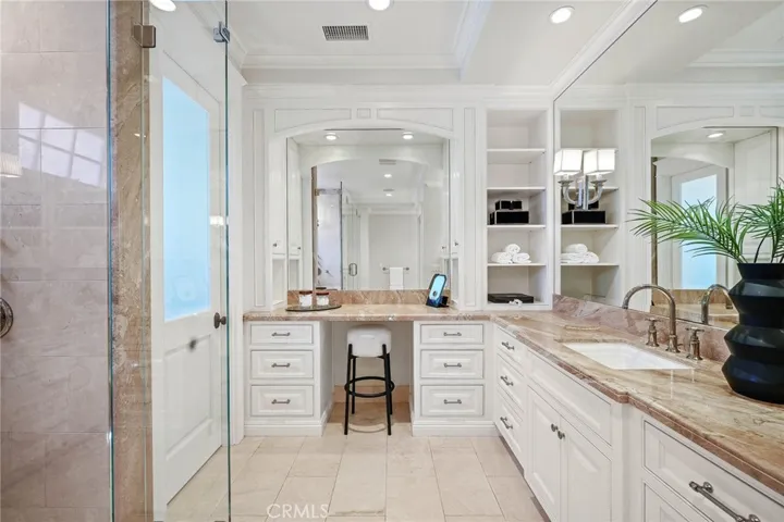 2218 Channel Road, Newport Beach, California 92661