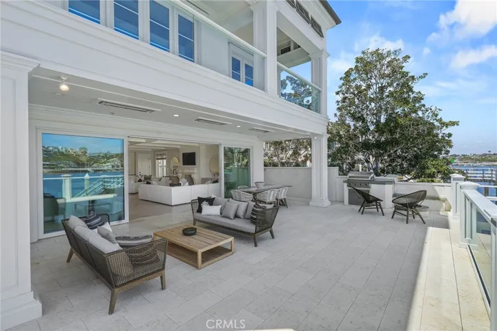 2218 Channel Road, Newport Beach, California 92661