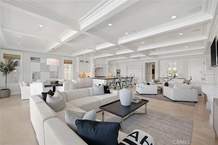 2218 Channel Road, Newport Beach, California 92661
