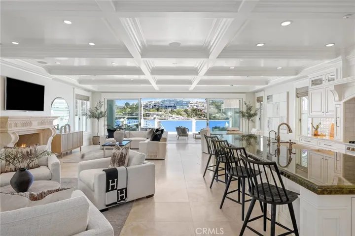 2218 Channel Road, Newport Beach, California 92661