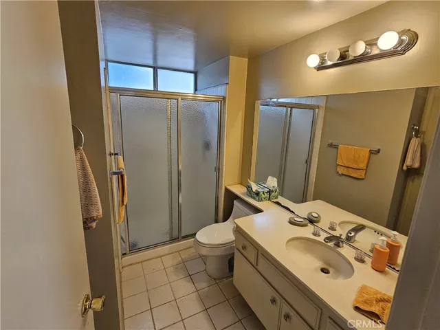 19438 Pine Valley Avenue, Porter Ranch, California 91326