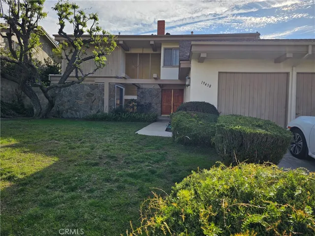 19438 Pine Valley Avenue, Porter Ranch, California 91326