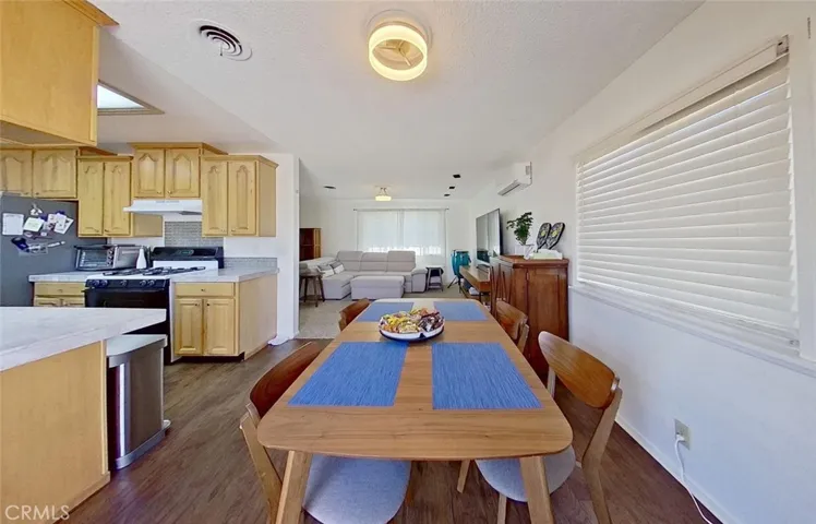 10830 Asbury Avenue, Stanton, California 90680