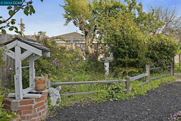 718 34th St, Richmond, California 94805