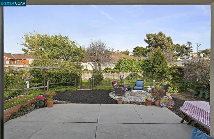 718 34th St, Richmond, California 94805