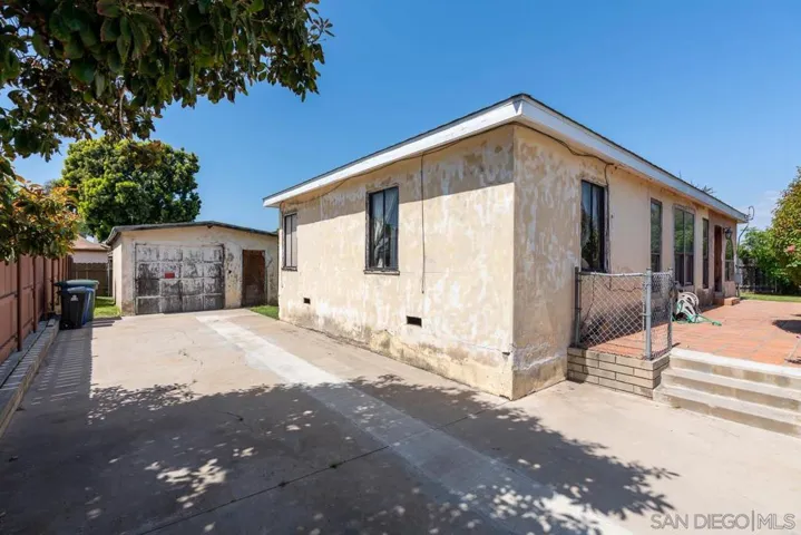1240 Fourth Ave, Chula Vista, California 91911
