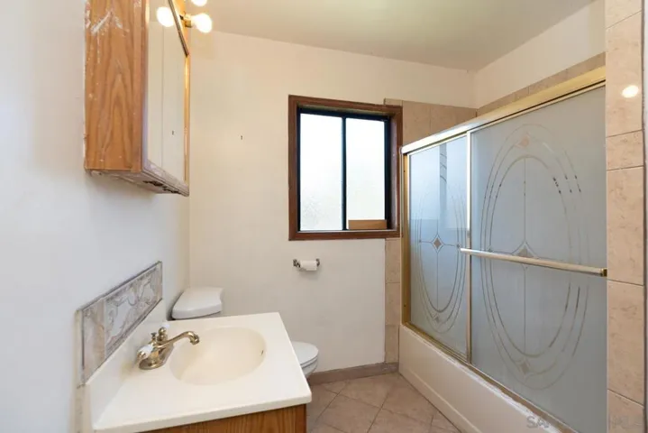 1240 Fourth Ave, Chula Vista, California 91911