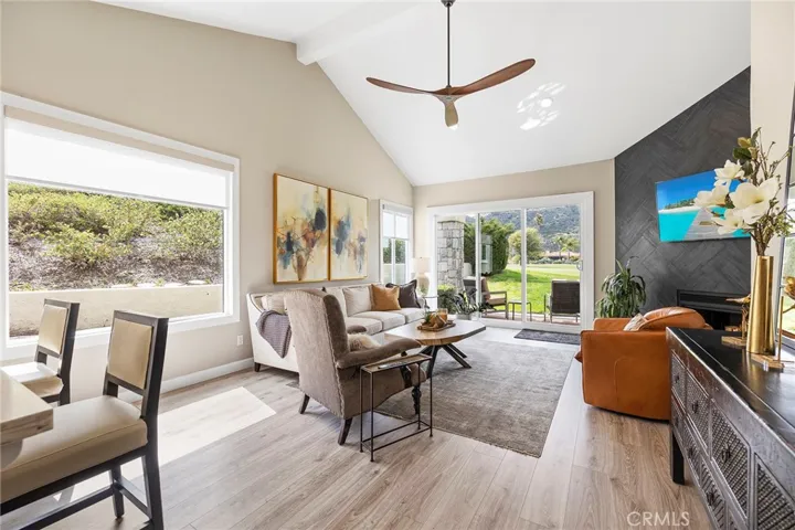 38521 Glen Abbey Lane, Murrieta, California 92562