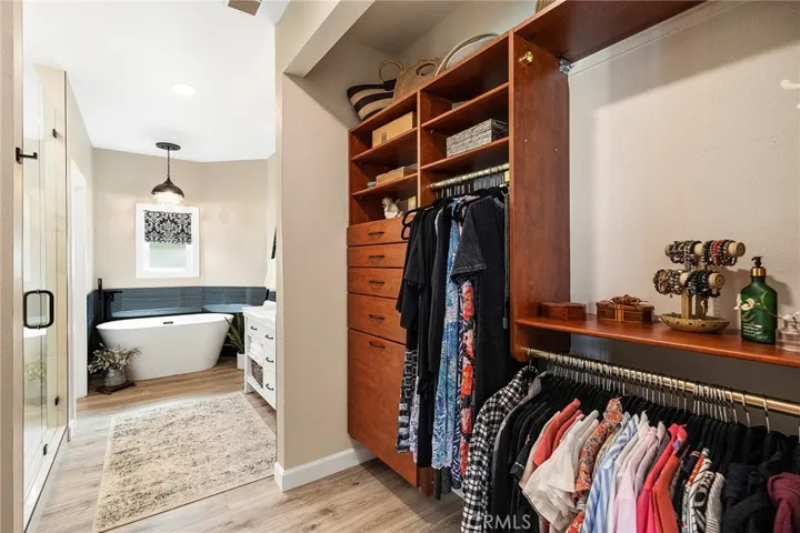 38521 Glen Abbey Lane, Murrieta, California 92562