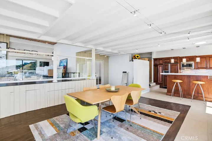 559 Alta Vista Way, Laguna Beach, California 92651