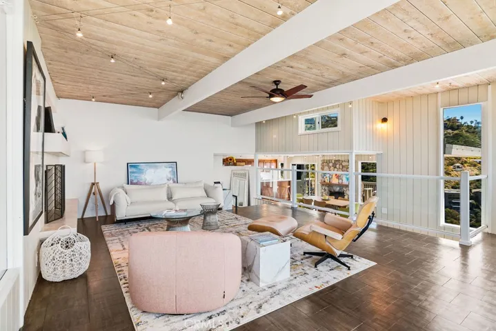 559 Alta Vista Way, Laguna Beach, California 92651