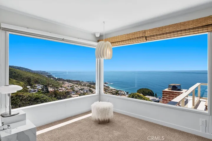 559 Alta Vista Way, Laguna Beach, California 92651