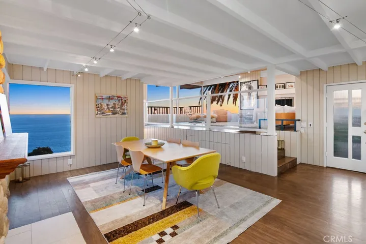 559 Alta Vista Way, Laguna Beach, California 92651