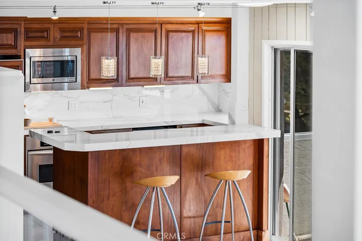 559 Alta Vista Way, Laguna Beach, California 92651