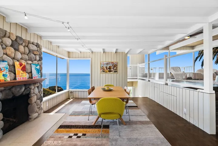 559 Alta Vista Way, Laguna Beach, California 92651