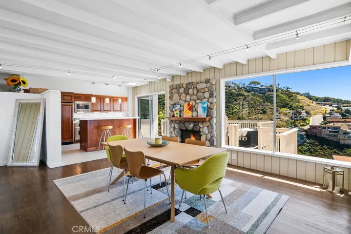 559 Alta Vista Way, Laguna Beach, California 92651